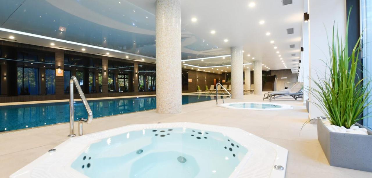 Nadmorskie Tarasy Apartament 215 A Eltom Tour Kolobrzeg Luaran gambar